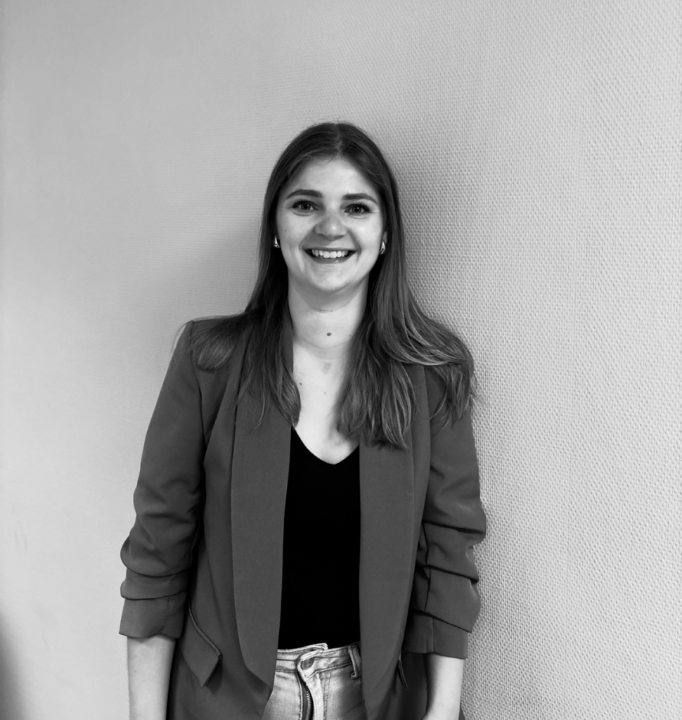 Romay Dalstra: Orthopedagoog, IMH- Infant Family Associate, IMH- Mentor. Te bereiken via: dalstra.r@jeugdhulpfriesland.nl